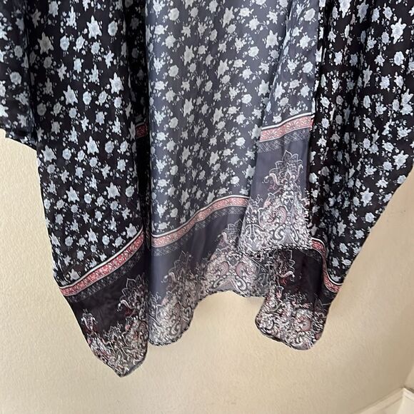 NWT Melrose & Market Duster One S Navy Floral Ruffle Sleeve Light Weight - Picture 9 of 10